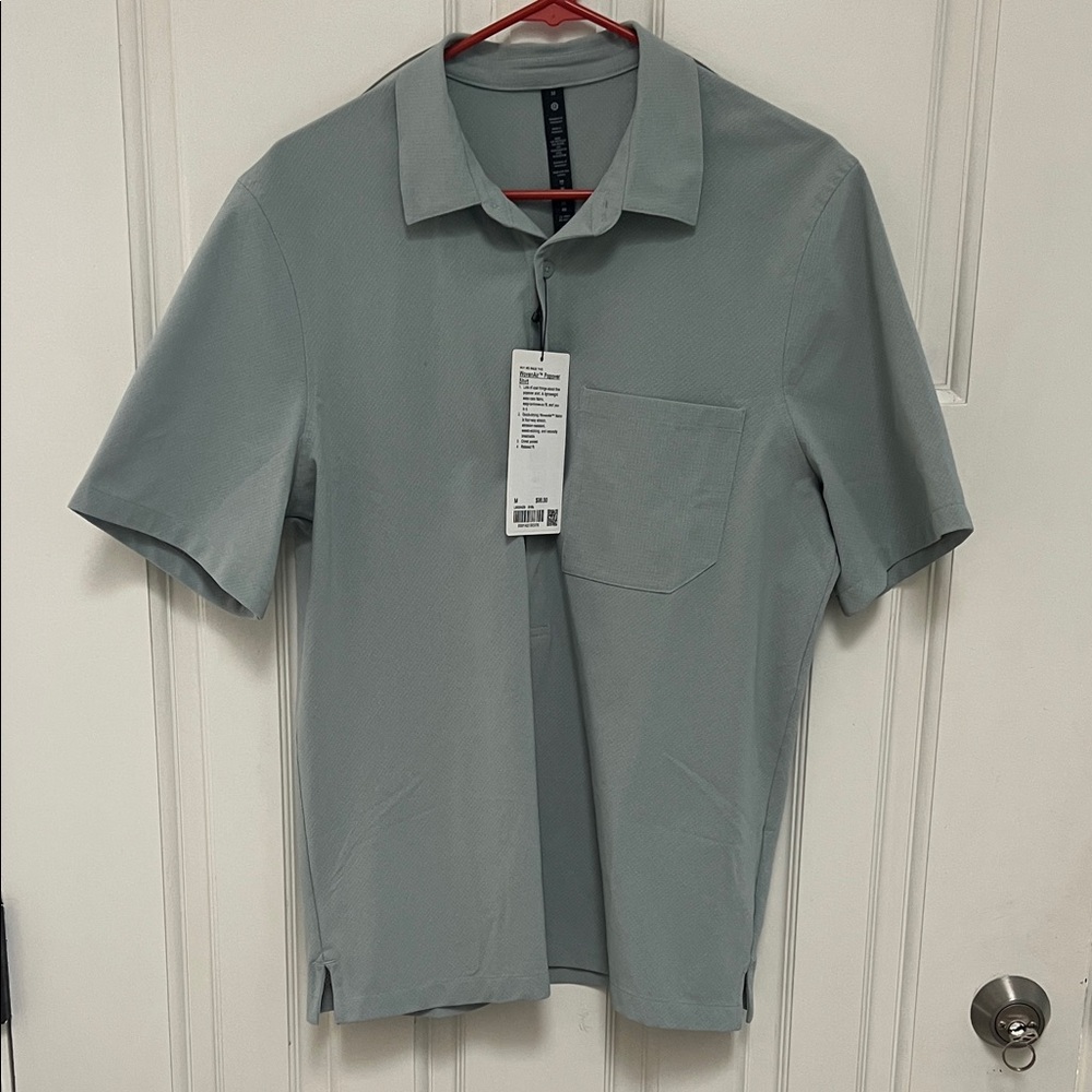 Lululemon Men's Blue/Grey WovenAir Popover Short Sleeve Shirt